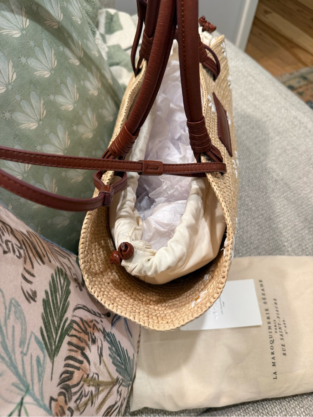 Sezane Justine Basket Bag with Embroidered Flowers - Picture 6 of 16